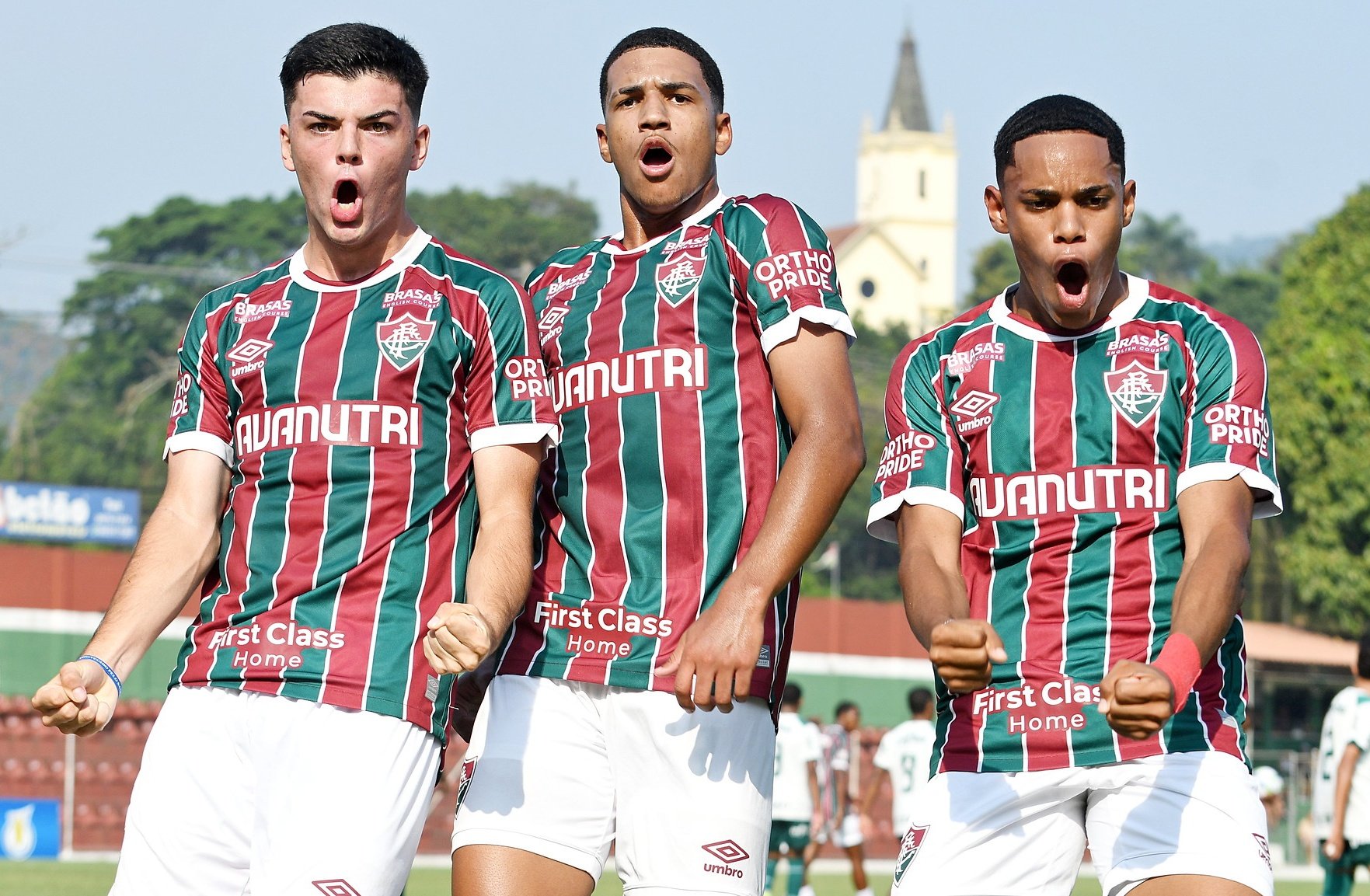 战意十足:弗鲁米嫩塞世俱杯热身赛回顾 战意十足:弗鲁米嫩塞世俱杯热身赛回顾