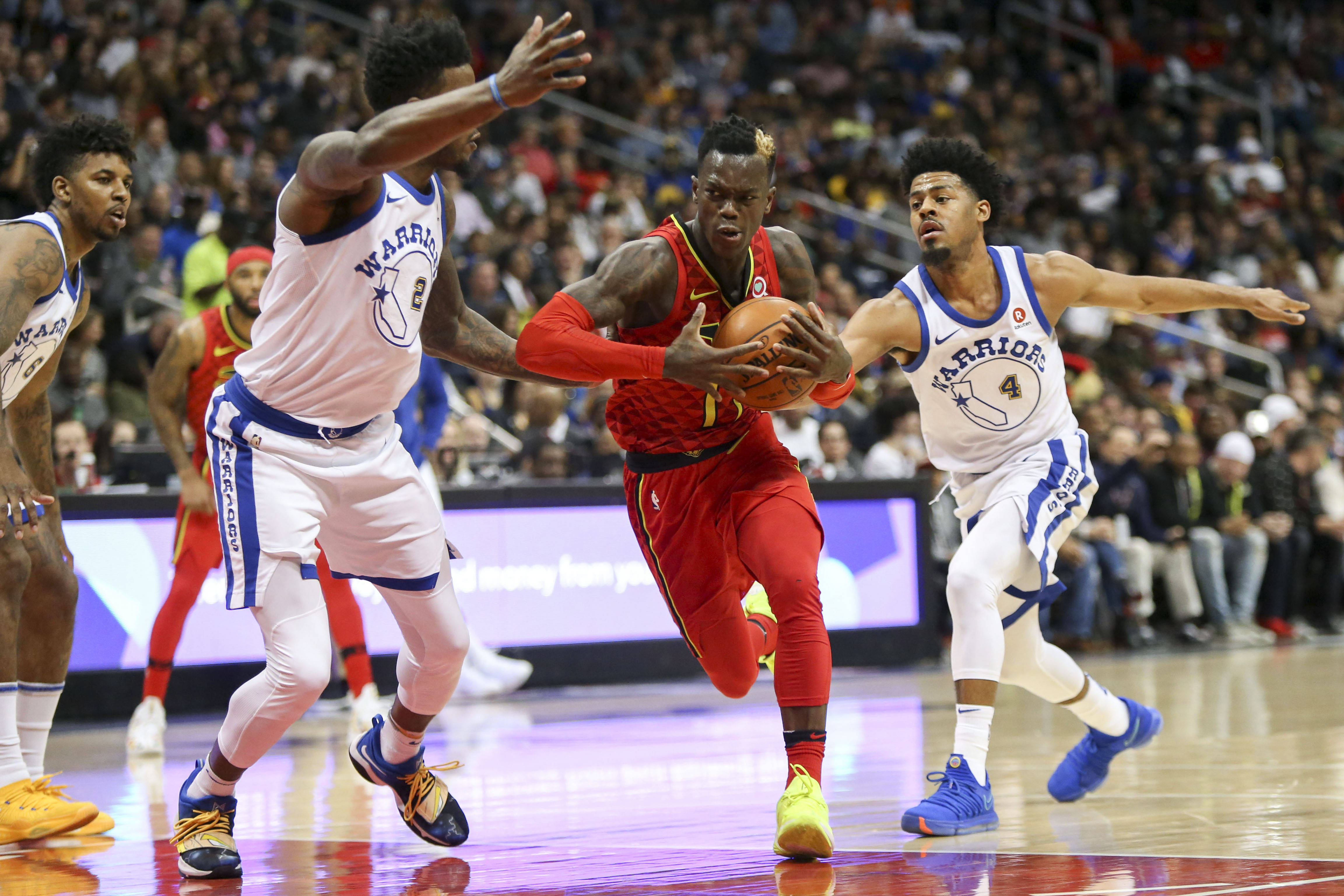 雄鹿队员霍利迪连续两场砍下+得分的简单介绍