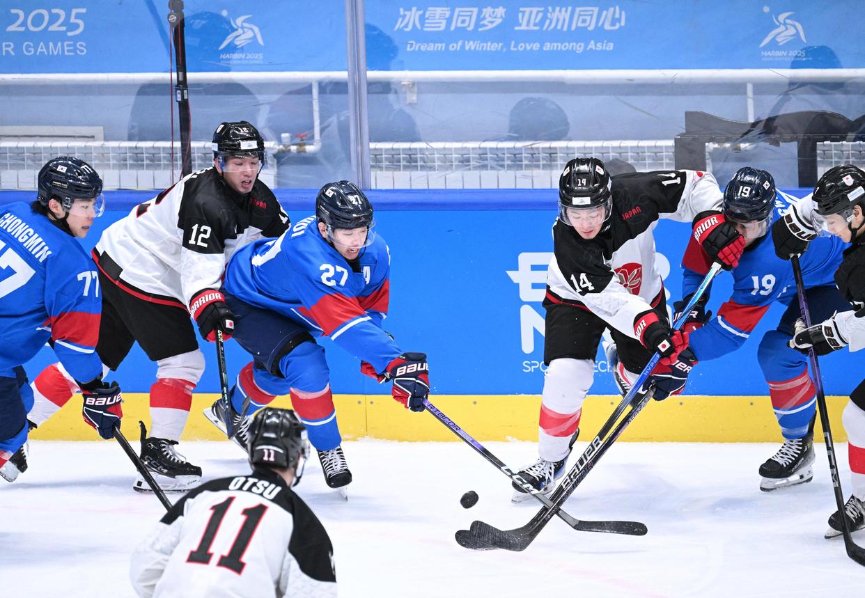 爱沙尼亚队在紧张比拼中夺得胜利,晋级 爱沙尼亚队在紧张比拼中夺得胜利,晋级