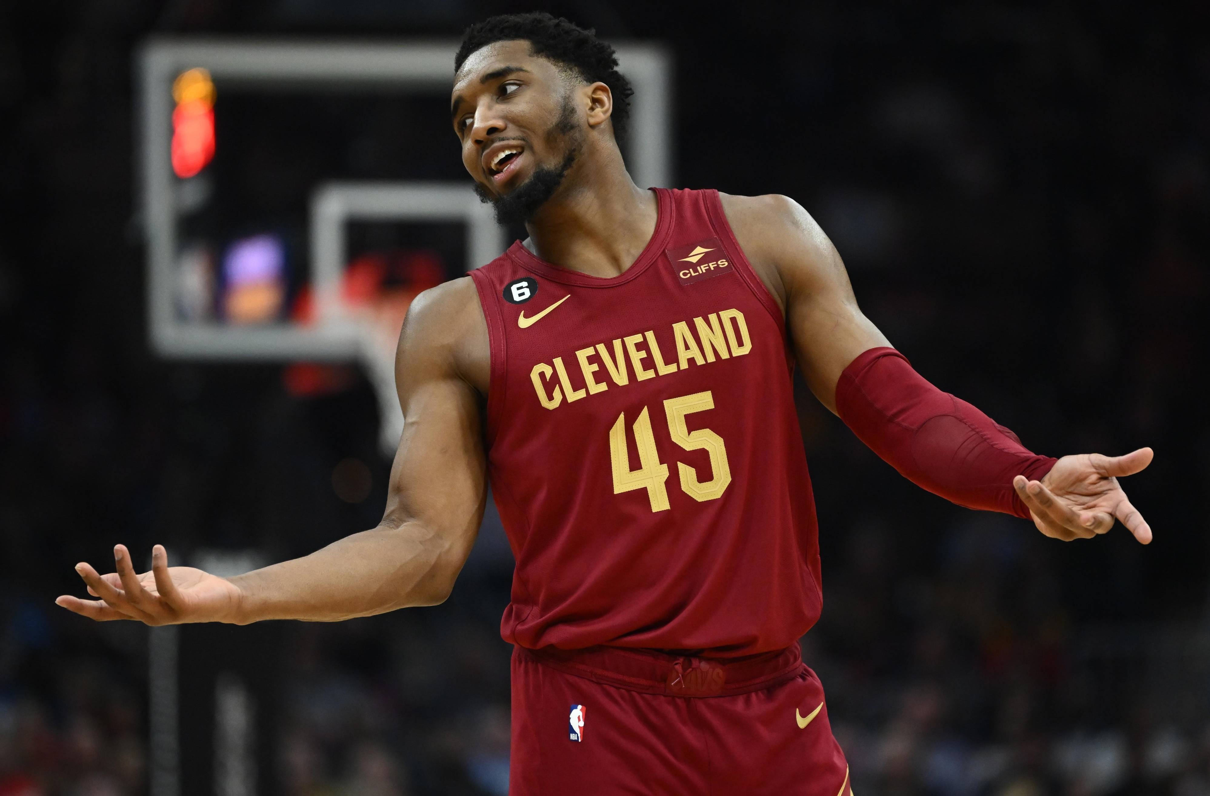 太阳力克公牛,艾顿巨头对决占优的简单介绍 太阳力克公牛,艾顿巨头对决占优的简单介绍