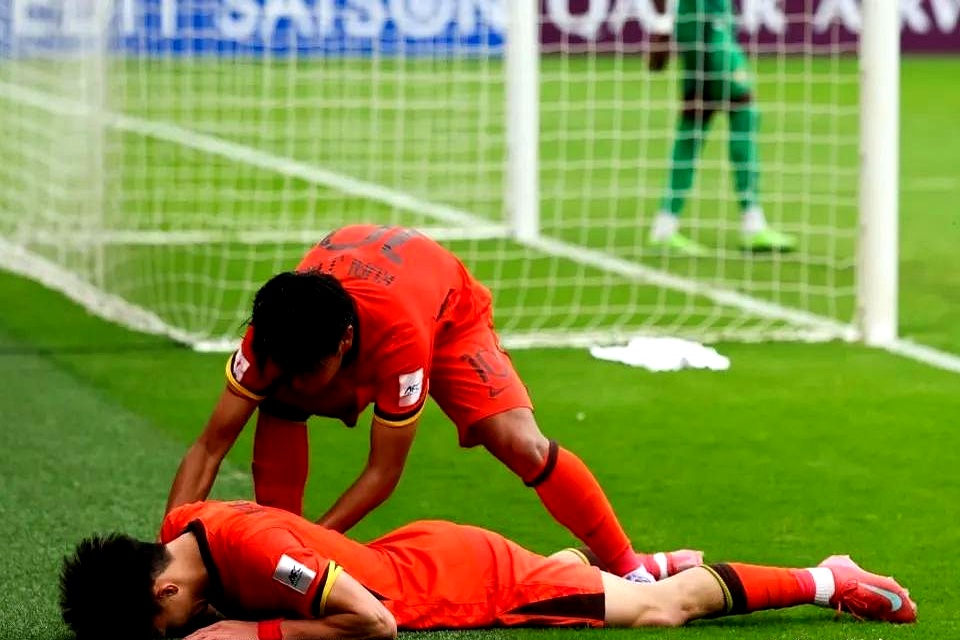 都灵队球员接连受伤,士气低落的简单介绍 都灵队球员接连受伤,士气低落的简单介绍