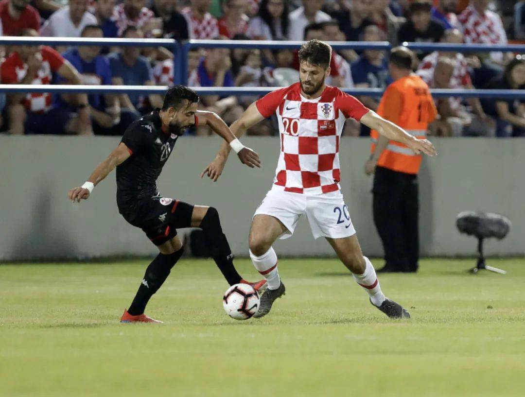 关于克罗地亚队逆袭晋级下一轮的信息 关于克罗地亚队逆袭晋级下一轮的信息