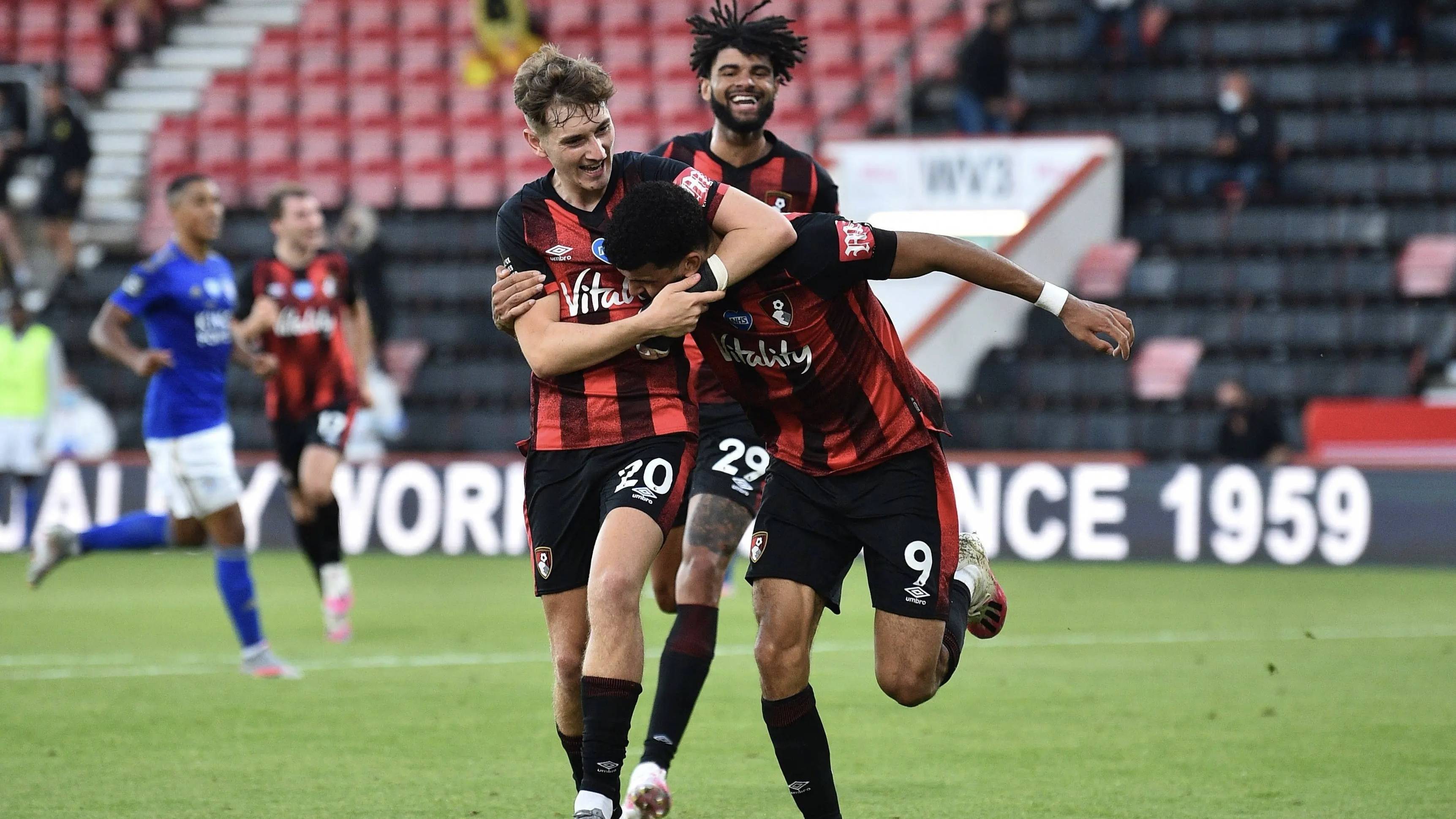 伯恩茅斯主场三球完胜斯旺西城的简单介绍