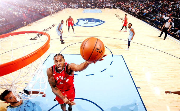 卢顿客场逆转战胜,进一步巩固榜首位置 卢顿客场逆转战胜,进一步巩固榜首位置