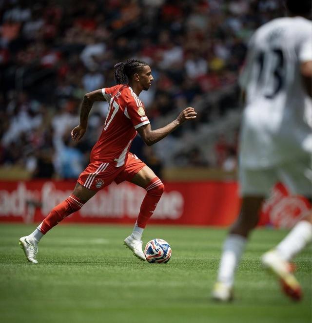 足球比赛惊现破天荒大逆转,球员火力全开的简单介绍 足球比赛惊现破天荒大逆转,球员火力全开的简单介绍