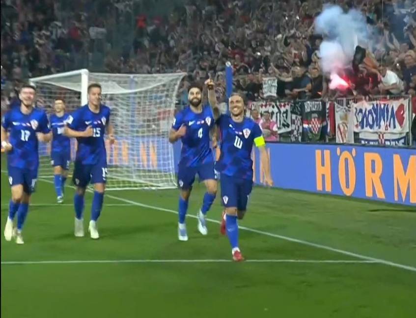 世俱杯决赛-捷克国家队备战友谊赛,迎战南美对手