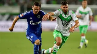 世俱杯参赛资格-沃尔夫斯堡战胜对手,势不可挡展露出色实力