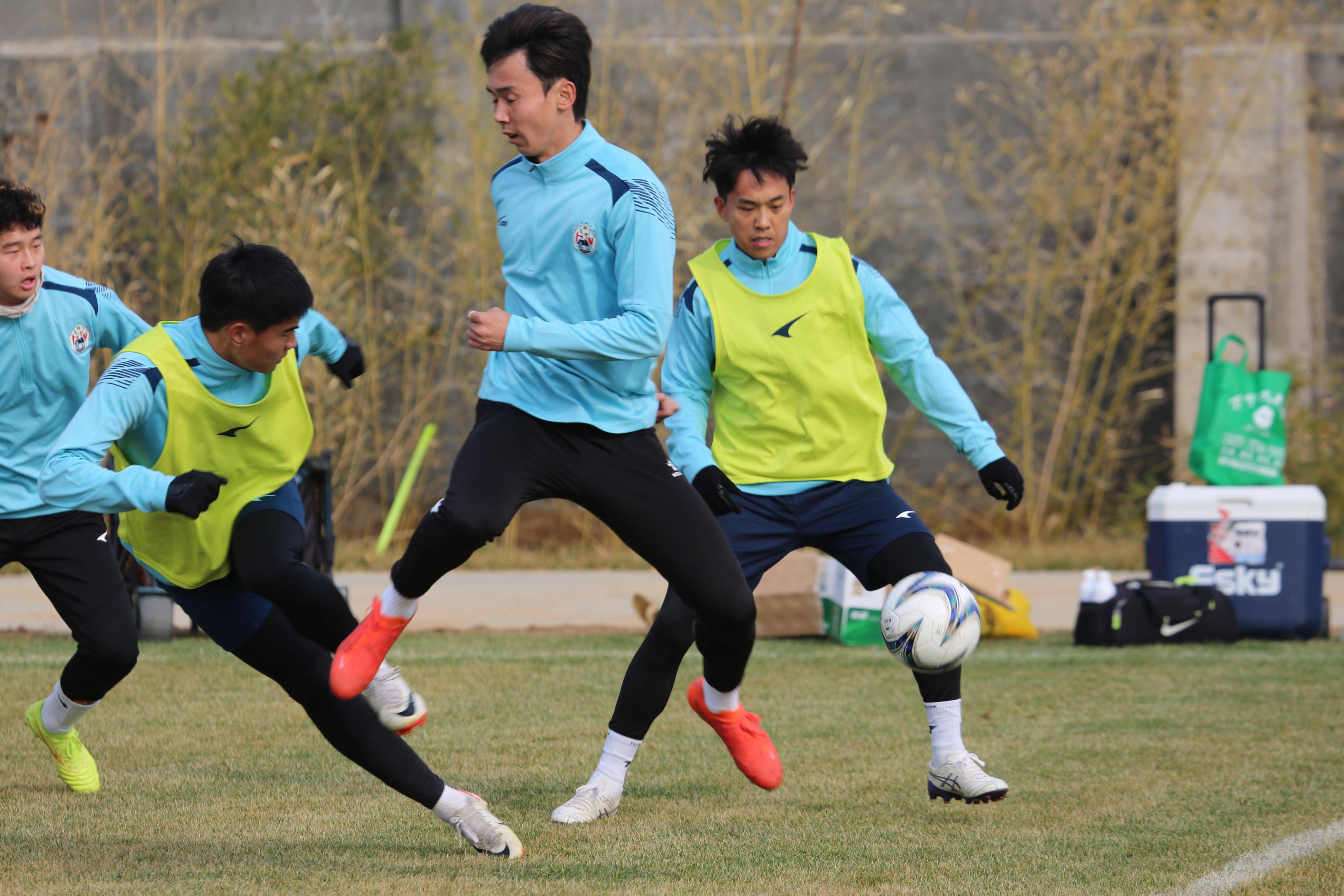 球队赛程调整，备战节日大战的简单介绍