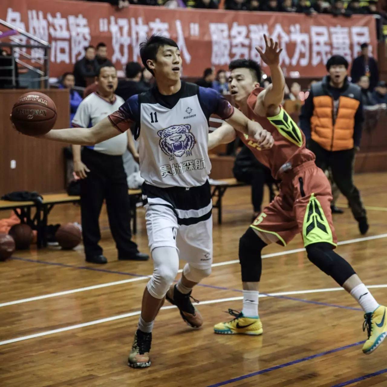 关于贵州男篮保持稳定,迎战新一轮比赛的信息 关于贵州男篮保持稳定,迎战新一轮比赛的信息