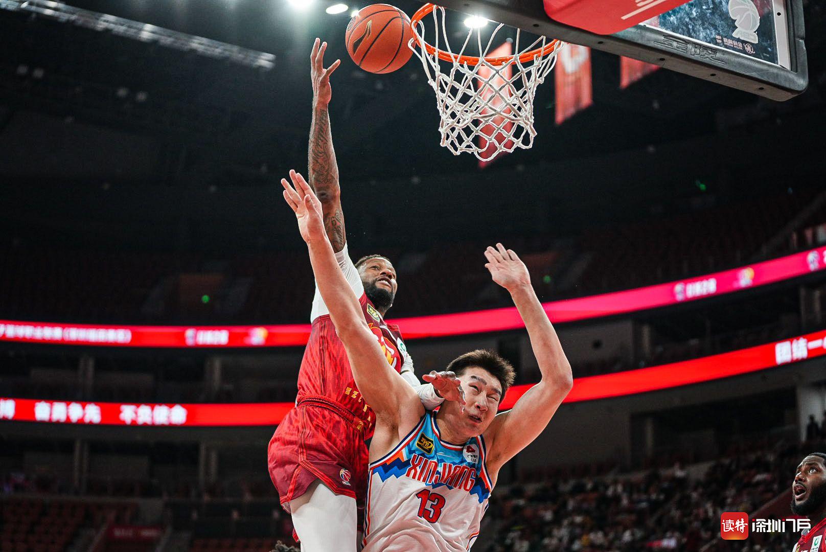 世俱杯2025-深圳队惊险险胜湖南男篮,用实力创造奇迹的简单介绍