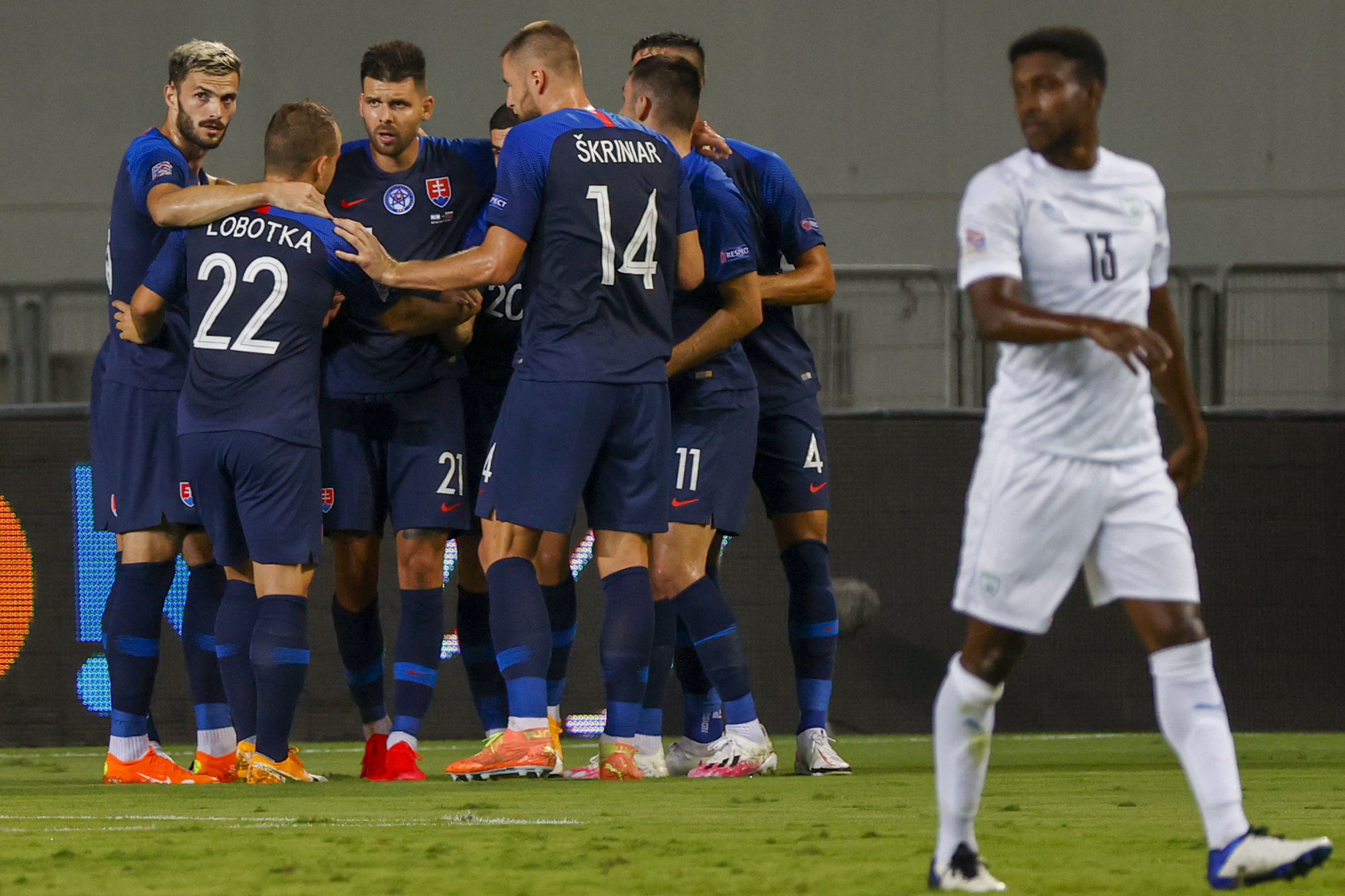 世俱杯2025-荷兰准备应对意大利的强力攻势,备战有备