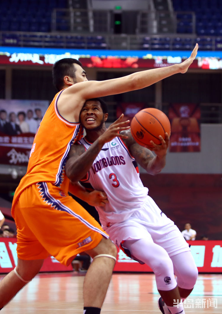 包含上海队展现实力,战胜对手登上领先位置的词条 包含上海队展现实力,战胜对手登上领先位置的词条