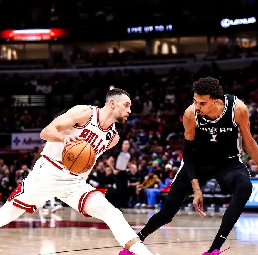 世俱杯-火箭主场大胜马刺,保罗状态回暖