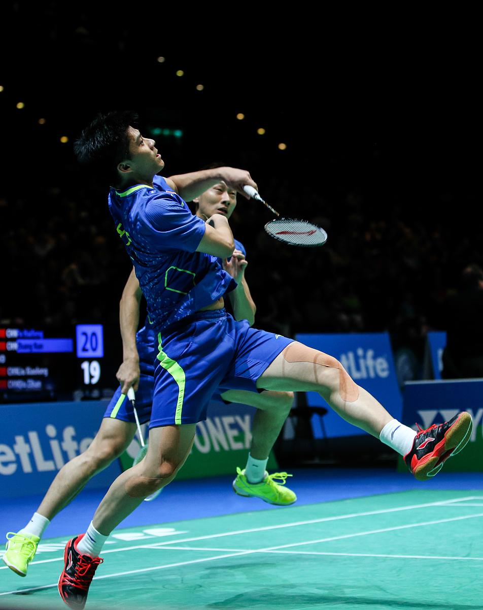 韩国羽毛球双打横扫对手,轻松跻身八强 韩国羽毛球双打横扫对手,轻松跻身八强