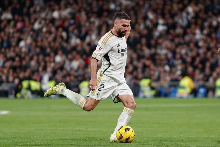 世俱杯改制-非洲杯强队激战陆战争,最终喜怒哀乐交相呼应的简单介绍