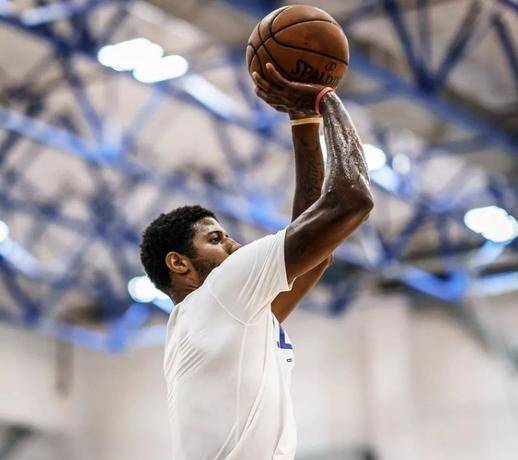 世俱杯官网-快船大胜步行者,乔治首秀全场最多26分的简单介绍