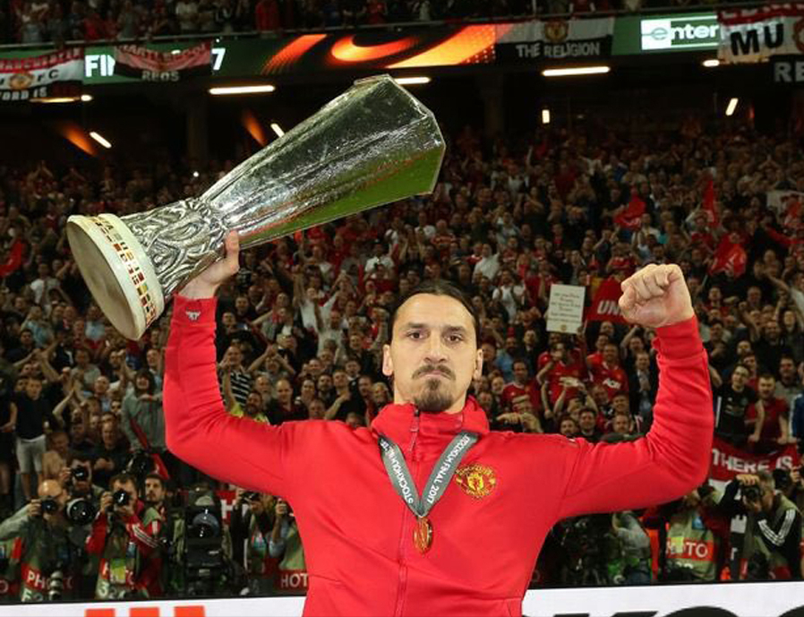 乌克兰鏖战丹麦，伊布关键制胜