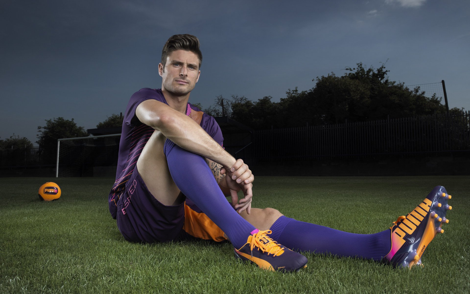 世俱杯赛程-双生火焰，新星燃起的燎原火，与旧王冷冽的卫道夜