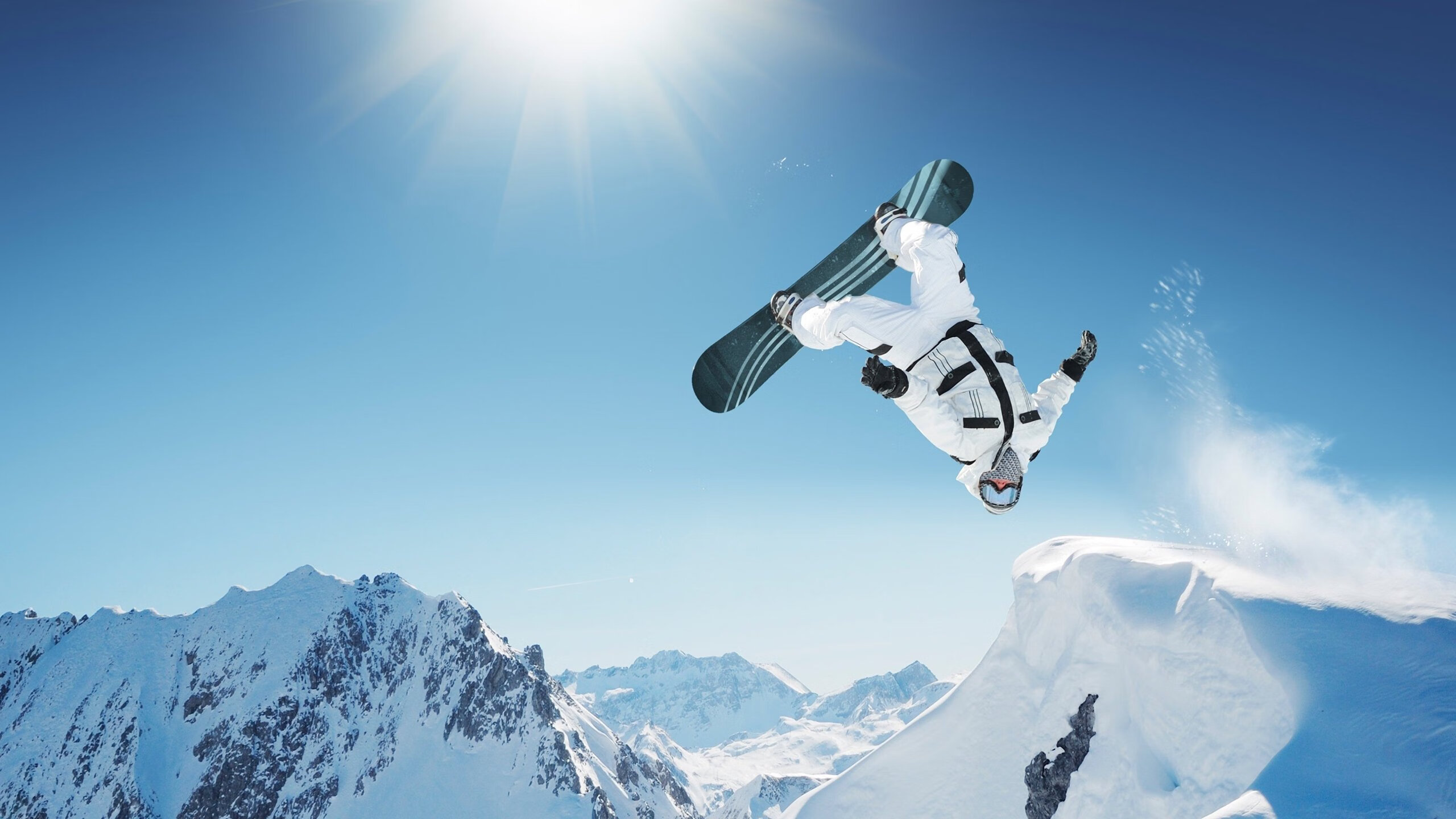 樱吹雪覆鸢尾田，当桃田贤斗的蝶翼焚起赛场